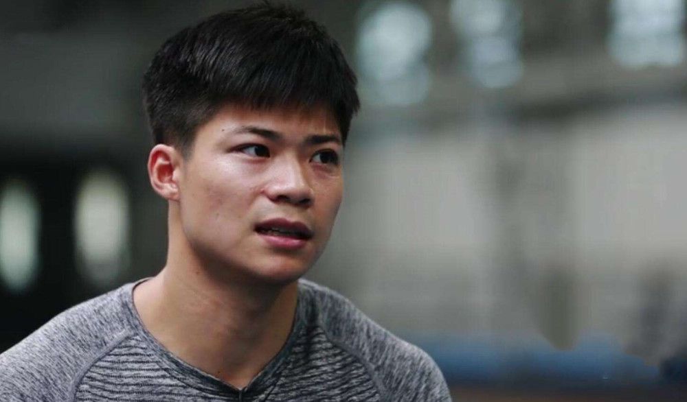 【比赛关键事件】第72分钟，帕奎塔挑传，鲍文禁区内停球左脚射门被奥纳纳挡了一下，随后他跟进再射将球打进，西汉姆1-0曼联。